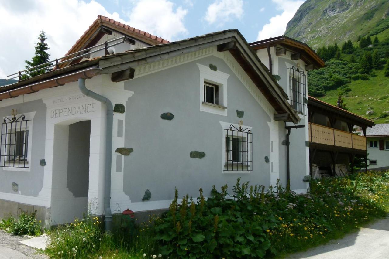 Hotel Grischuna Бивио Екстериор снимка