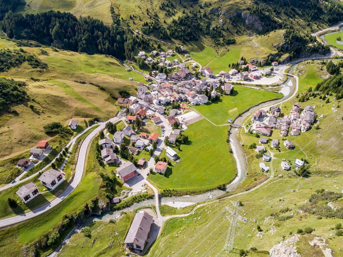 Hotel Grischuna Бивио Екстериор снимка