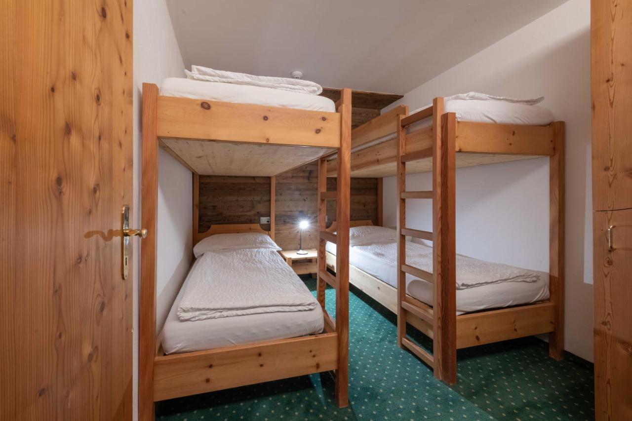 Hotel Grischuna Бивио Екстериор снимка