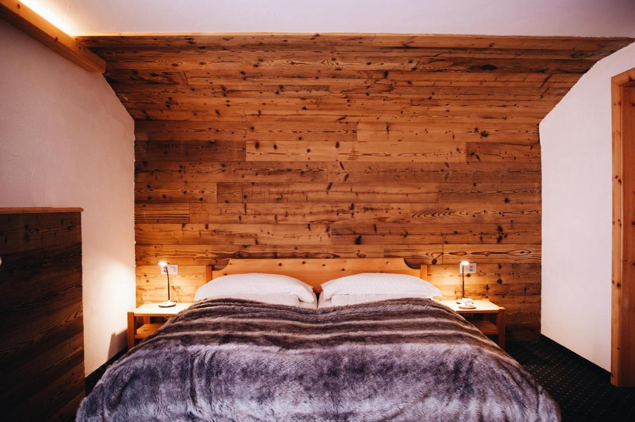 Hotel Grischuna Бивио Екстериор снимка